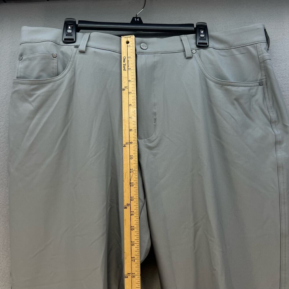 NWT Greg Norman Golf Pant Men's 40x30 Grey Ultimate Stretch Straight Leg - Picture 3 of 15